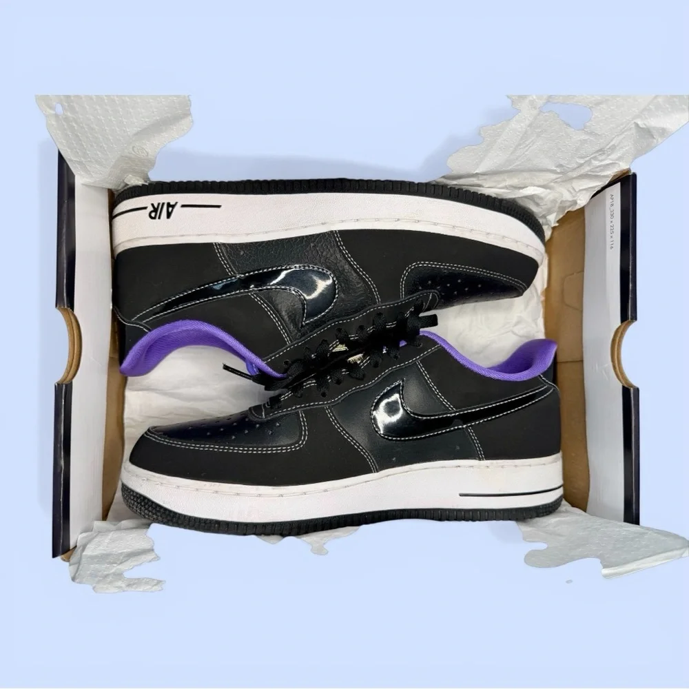 Nike Air Force 1 Low '07 LV8 World Champ Lakers M Sz 10, W Sz 11.5‎ Black Purple